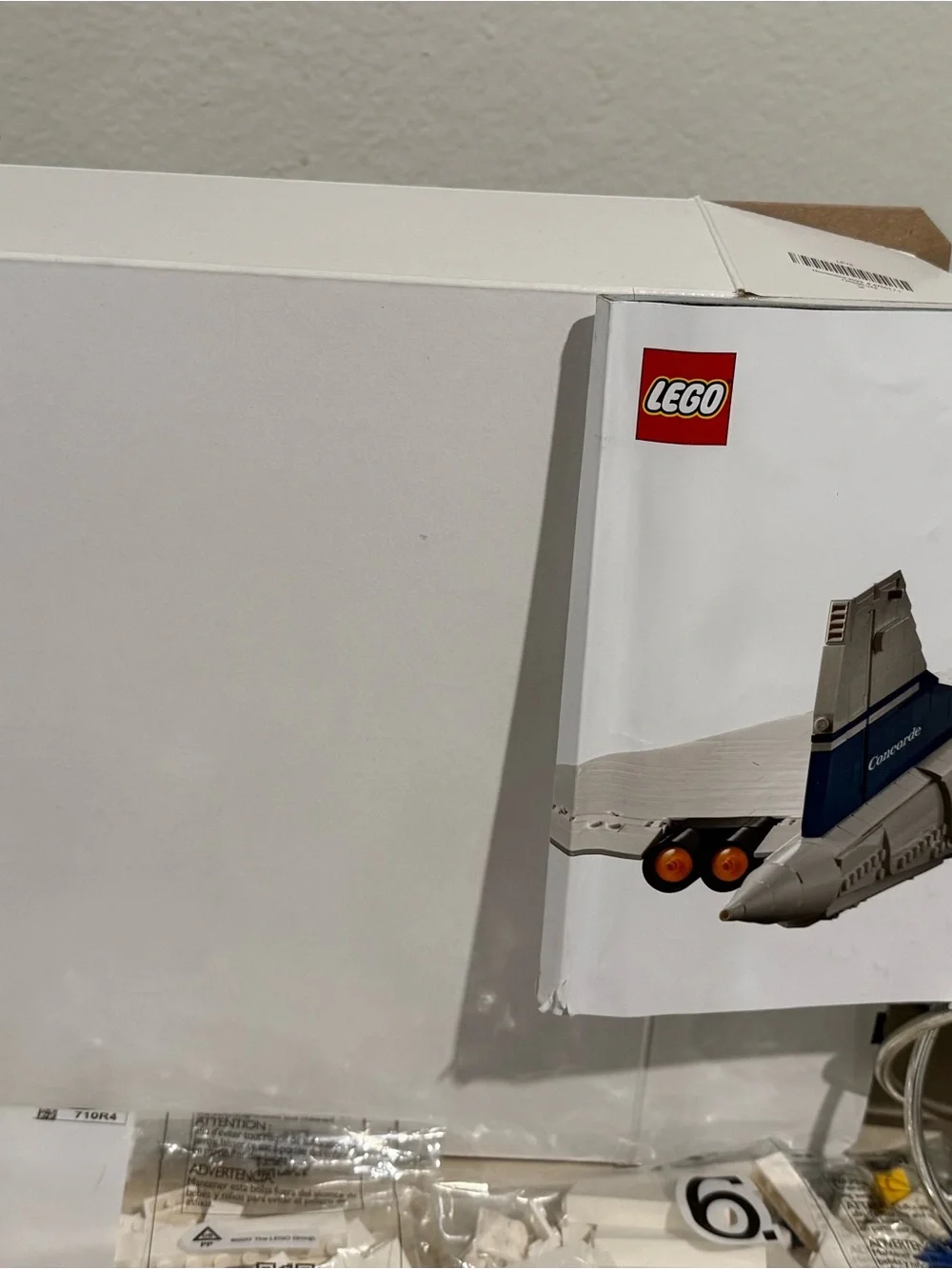 LEGO Icons Concorde Airbus 10318 Complete Set 2083 pcs 18+ - Picture 6 of 9